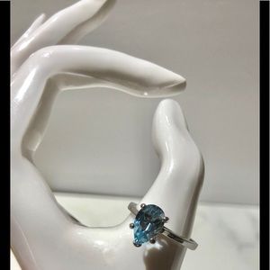 Blue topaz ring size 9